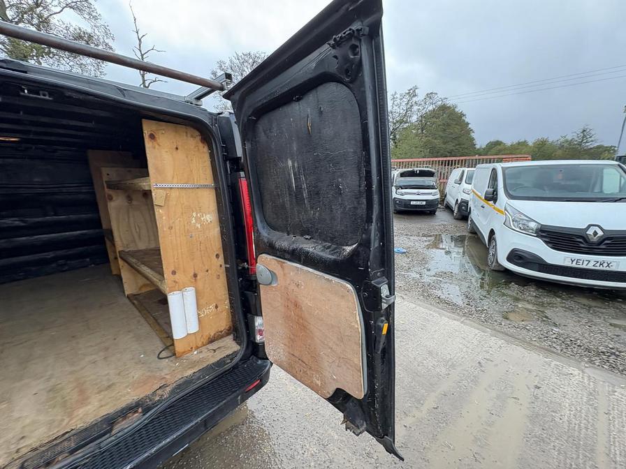 2013 Vauxhall Vivaro – Model: Vivaro 2900 Sportive CDTi LWB – DA63WZL