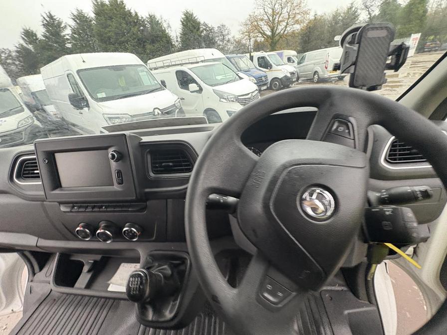 2020 Vauxhall Movano – Model: Movano L3H3 F3500 CDTi – DN70GYV