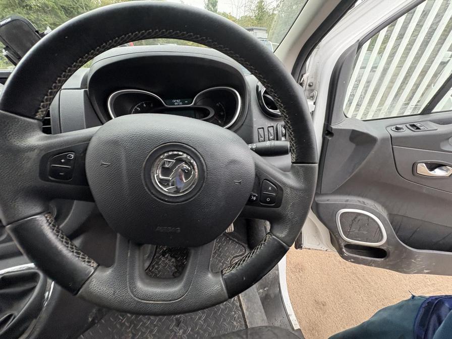 2017 Vauxhall Vivaro – Model: Vivaro  2900 Sportive CDTi – DY67VMG