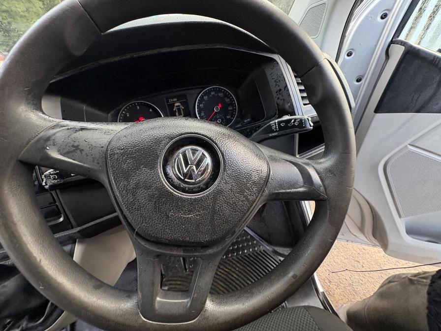 2016 Volkswagen Transporter – Model: Transporter T30 Trendline TDI BlueMotion Technology – GX66PVD