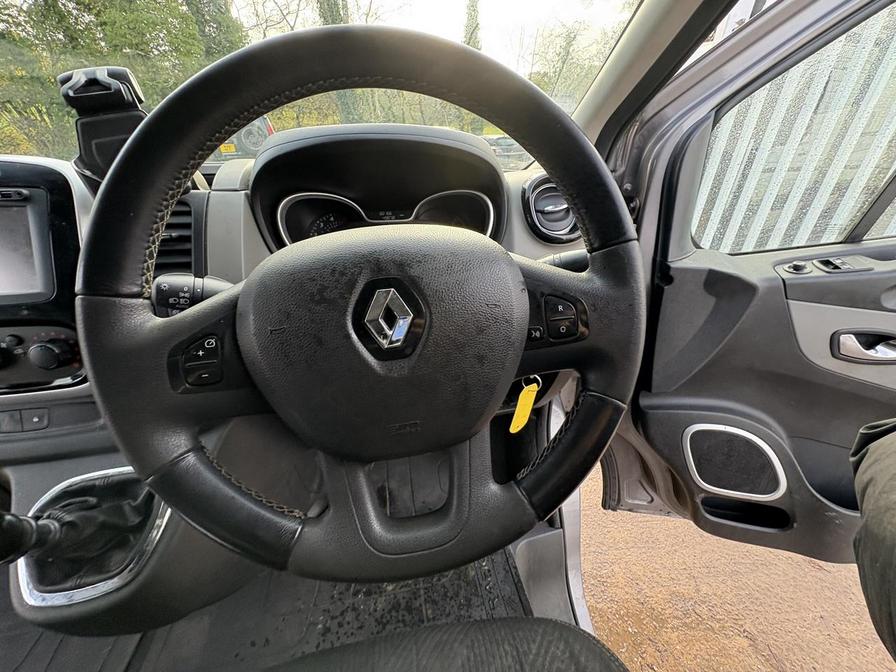 2018 Renault Trafic – Model: Trafic SL27 Sport Nav dCi – AK68COU