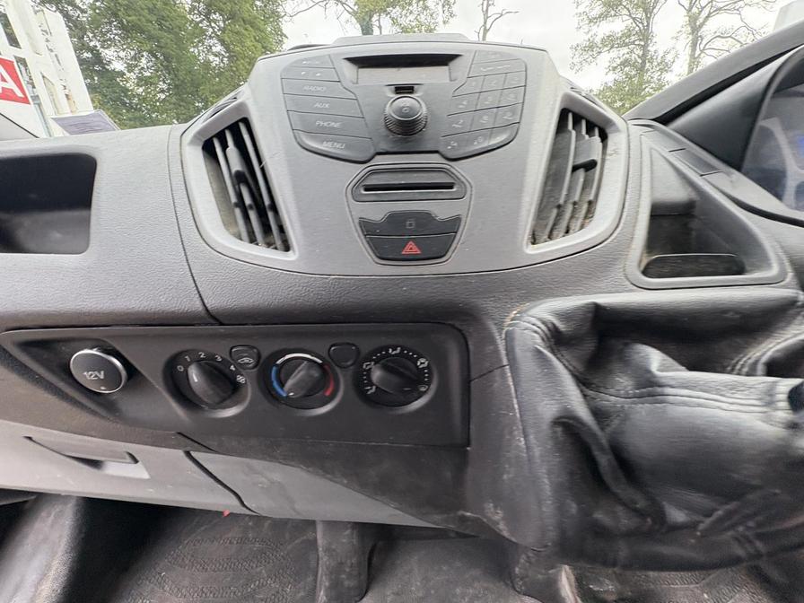 2014 Ford Transit Custom – Model: Transit Custom 290 E-Tech – YE64YRU