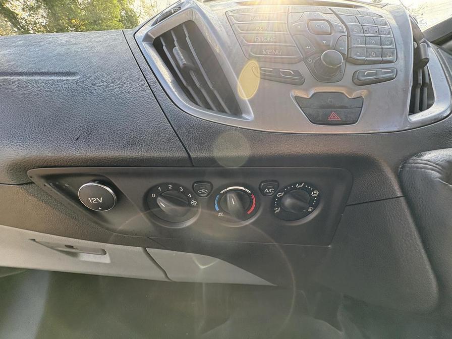 2014 Ford Transit Custom – Model: Transit Custom 290 Ltd E-Tech – EJ64FNM