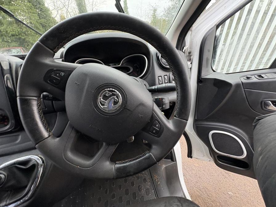 2017 Vauxhall Vivaro – Model: Vivaro  2900 Sportive CDTi – DN67TGE