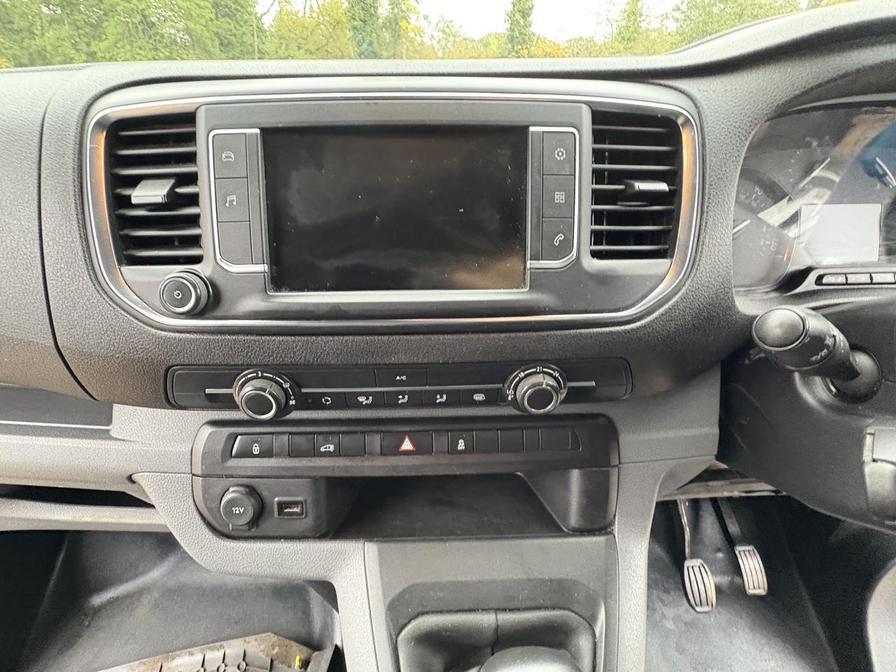 2017 Citroen Dispatch – Model: Dispatch 1000 Enterprise Blue HDi S/S – YB66AYP