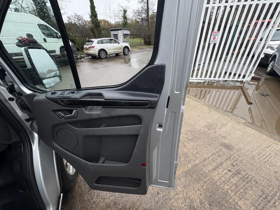 2021 Ford Transit Custom – Model: Transit Custom 340 Limited Edition MHEV – MM21RLO