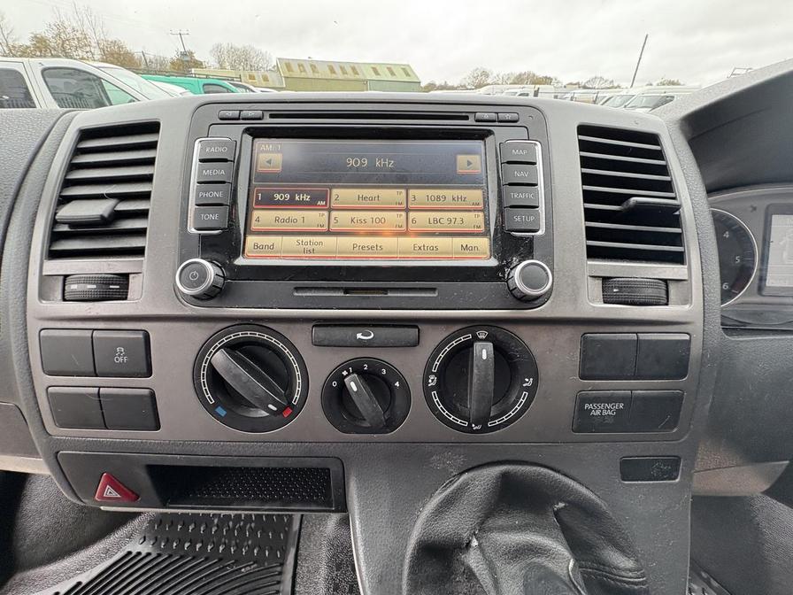 2013 Volkswagen Transporter – Model: Transporter T30 Trendline 140 TDI LWB – SG63KCJ