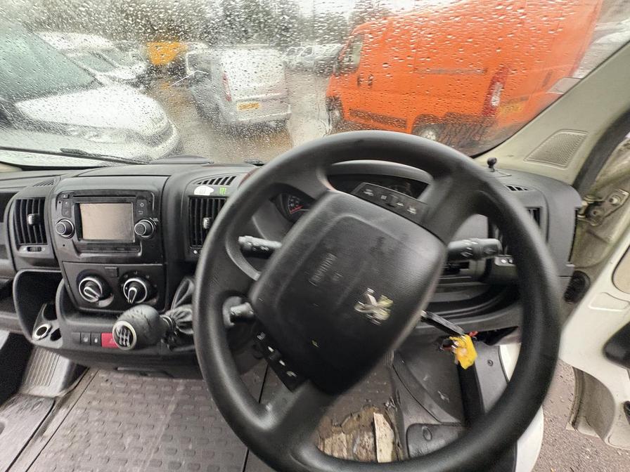 2020 Peugeot Boxer – Model: Boxer 335 Blue HDi – YN70DLU