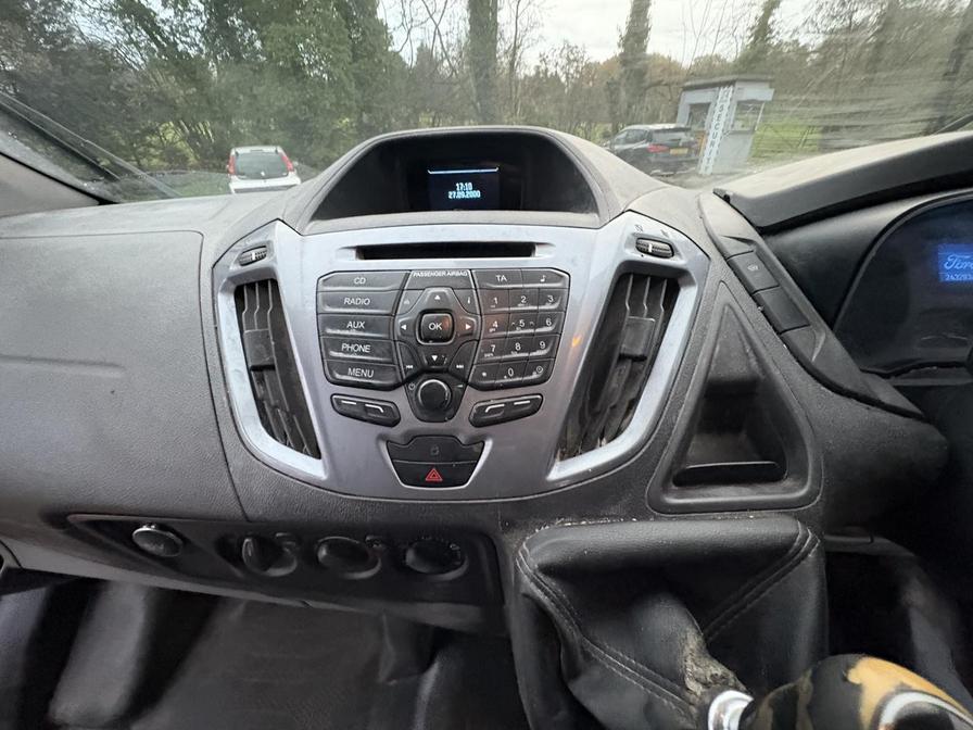 2014 Ford Transit Custom – Model: Transit Custom 270 Limited E-Tech – VE63PPZ