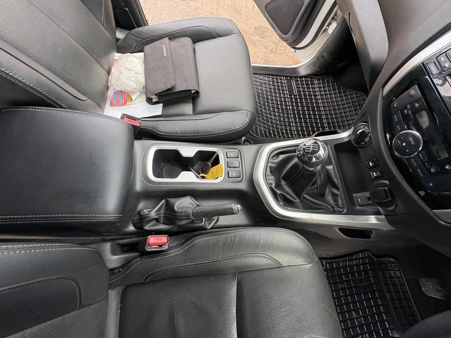 2016 Nissan NP300 Navara – Model: NP300 Navara Tekna dCi – BK66OFG