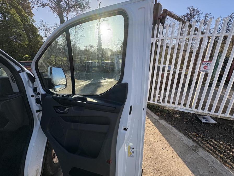 2018 Ford Transit Custom – Model: Transit Custom 280 Trend – YR68XFP