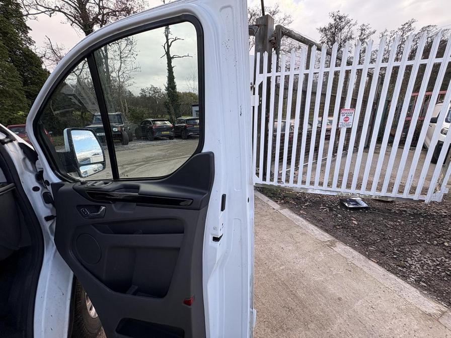 2021 Ford Transit Custom – Model: Transit Custom 300 Limited EcoBlue – WG71FFM
