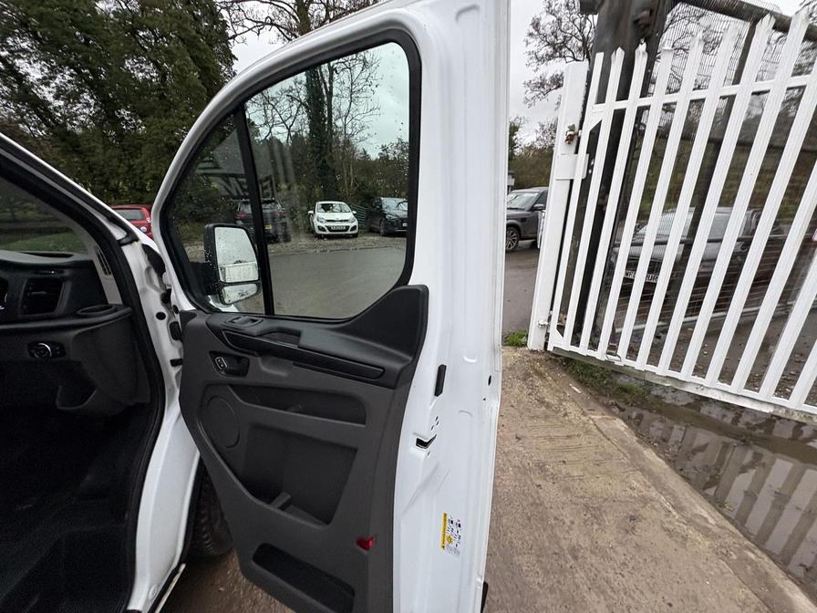 2018 Ford Transit Custom – Model: Transit Custom 300 Base – AY68JBO