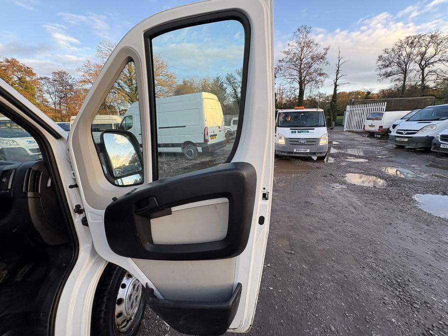 2018 Citroen Relay – Model: Relay 35 L3H2 Enterprise Blue HDi – LA18UAT