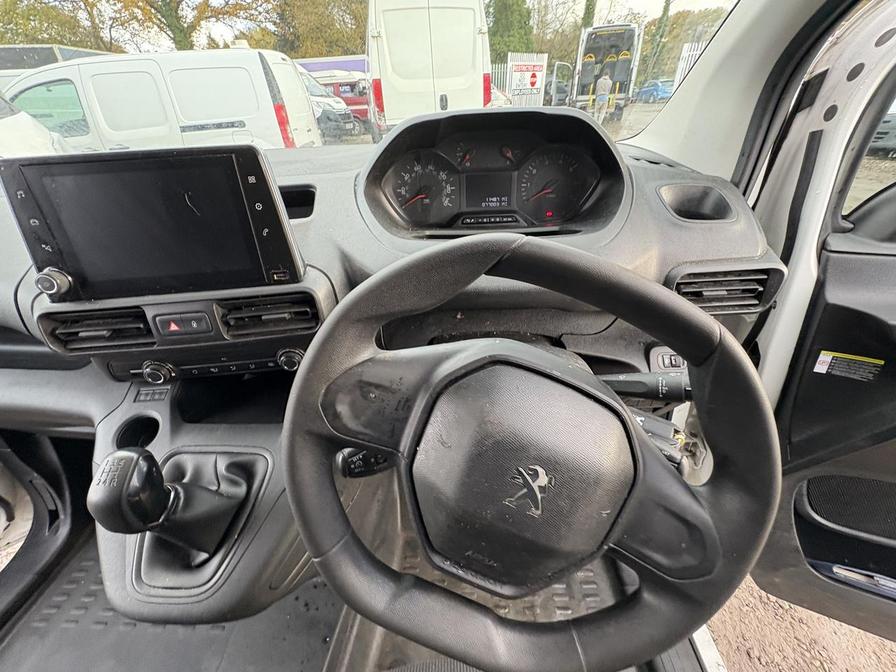 2020 Peugeot Partner – Model: Partner Professional L1 Blue HDi – CV20AMX