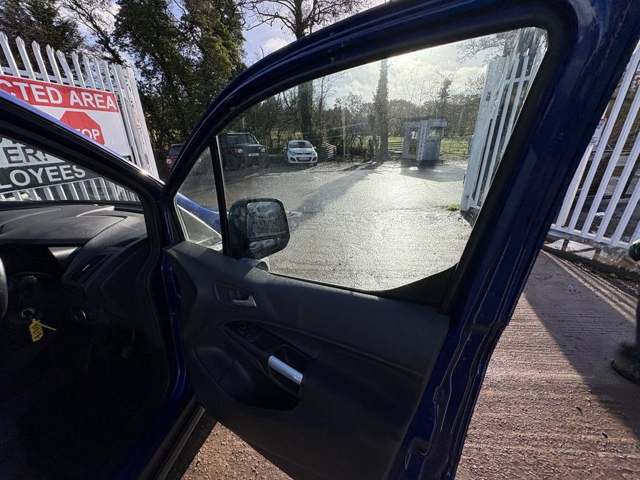 2016 Ford Transit Connect – Model: Transit Connect 200 Limited – OW65DPU