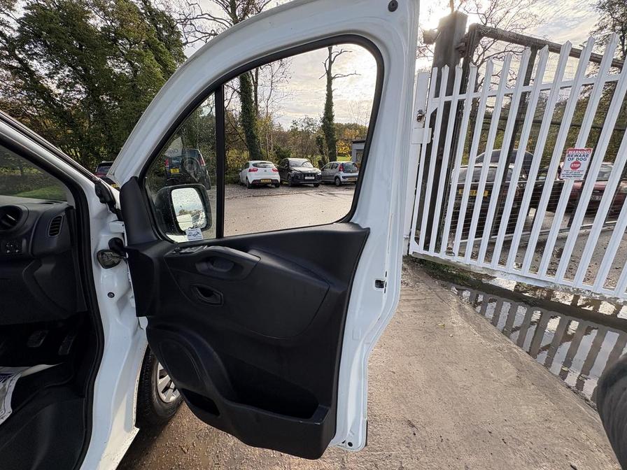 2020 Renault Trafic – Model: Trafic LL30 Business+ Energy dCi – YH70WXY