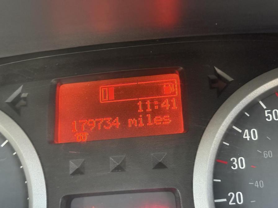 2013 Vauxhall Vivaro – Model: Vivaro 2900 CDTi ecoFLEX SWB – FJ63KYH