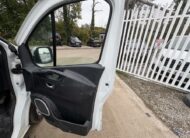 2017 Vauxhall Vivaro – Model: Vivaro  2900 Sportive CDTi – DY67VMG