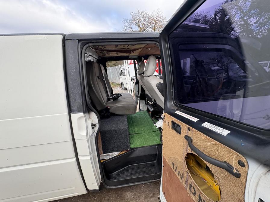 2001 Volkswagen Transporter – Model: Transporter TDI LWB – Y247PNV