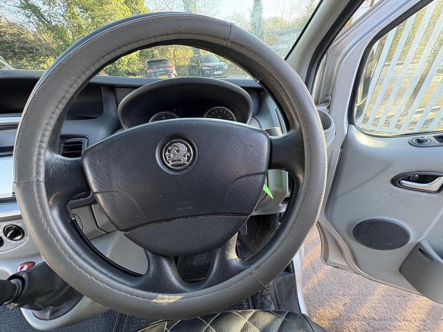 – Model:  – AC05DAW-DU61ZNF