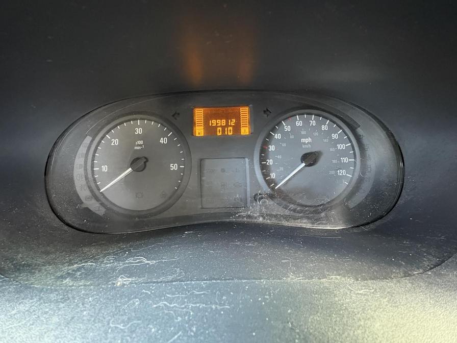 2013 Vauxhall Vivaro – Model: Vivaro 2700 CDTi 89 SWB – YJ62SNK