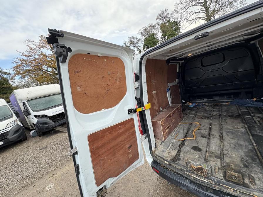 2021 Ford Transit Custom – Model: Transit Custom 300 Trend EcoBlue – HT71DZZ