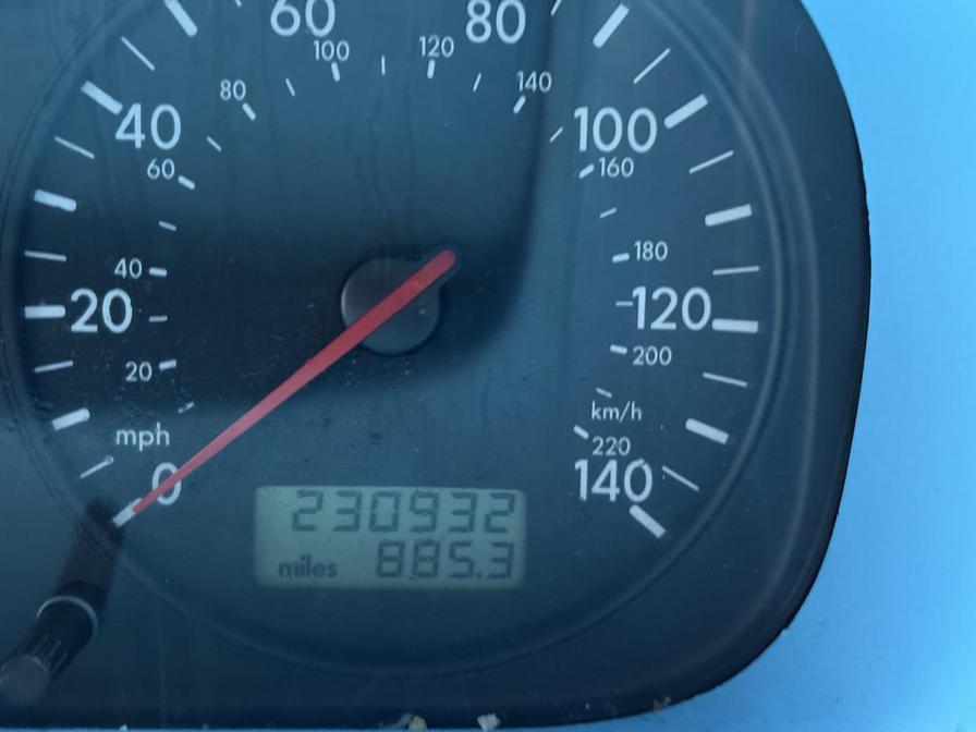 2001 Volkswagen Transporter – Model: 1200 TDI LWB – X801WPT