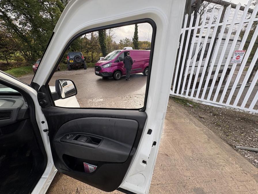 2018 Fiat Doblo Cargo – Model: Doblo 16V SX MultiJet II – MW04WAX/WP68YSV