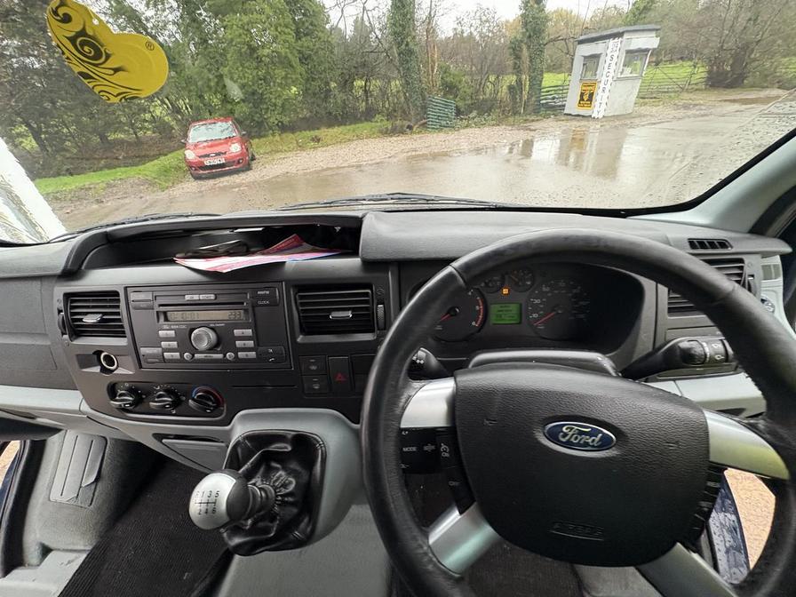 2010 Ford Transit – Model: Transit 140 T280 SWB Limited Touring – GY10XFF
