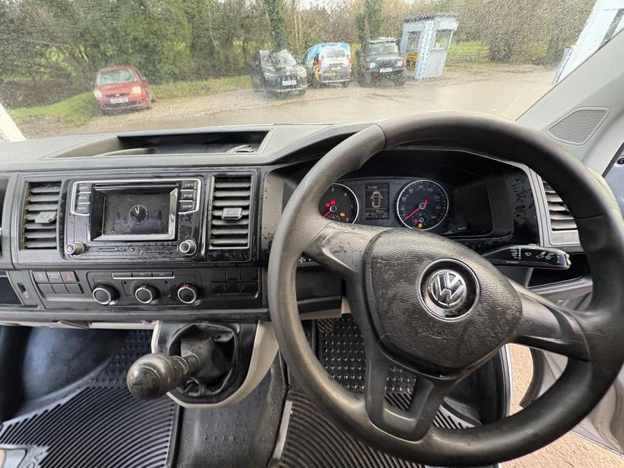 2016 Volkswagen Transporter – Model: Transporter T30 Trendline TDI BlueMotion Technology – GX66PVD