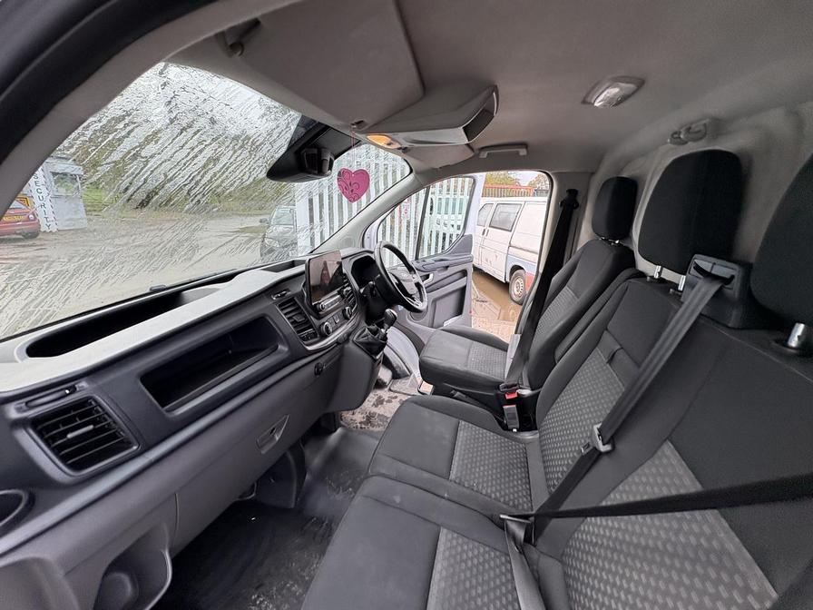 2021 Ford Transit Custom – Model: Transit Custom 300 Trend EcoBlue – HT71DZZ