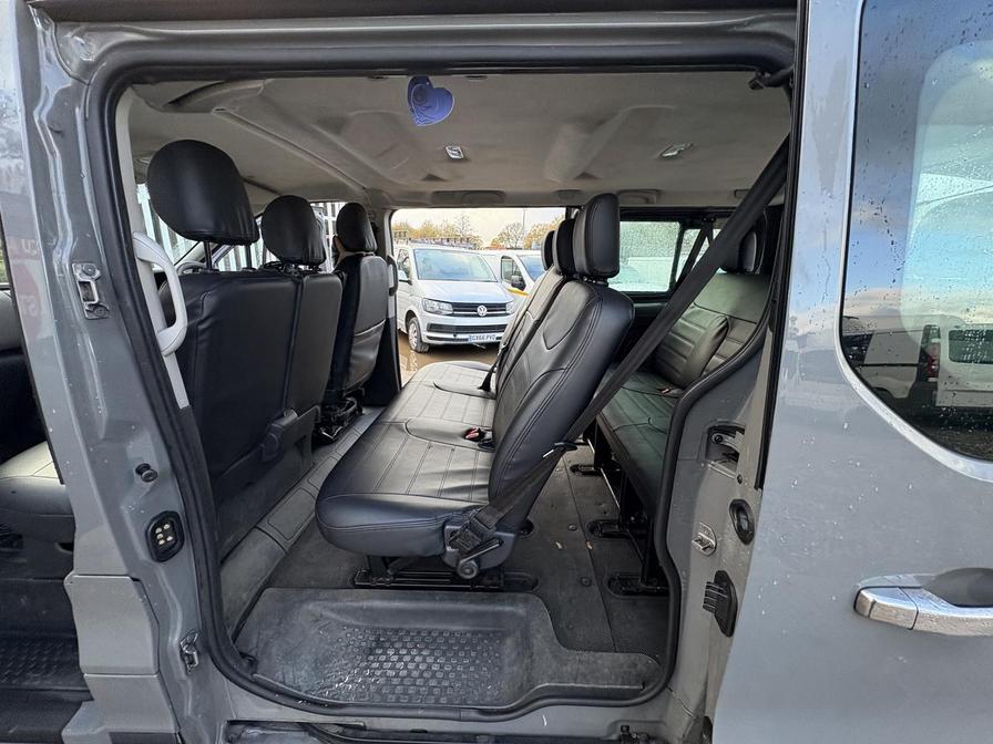 2017 Nissan NV300 – Model: NV300 Tekna DCI – KS17OKA