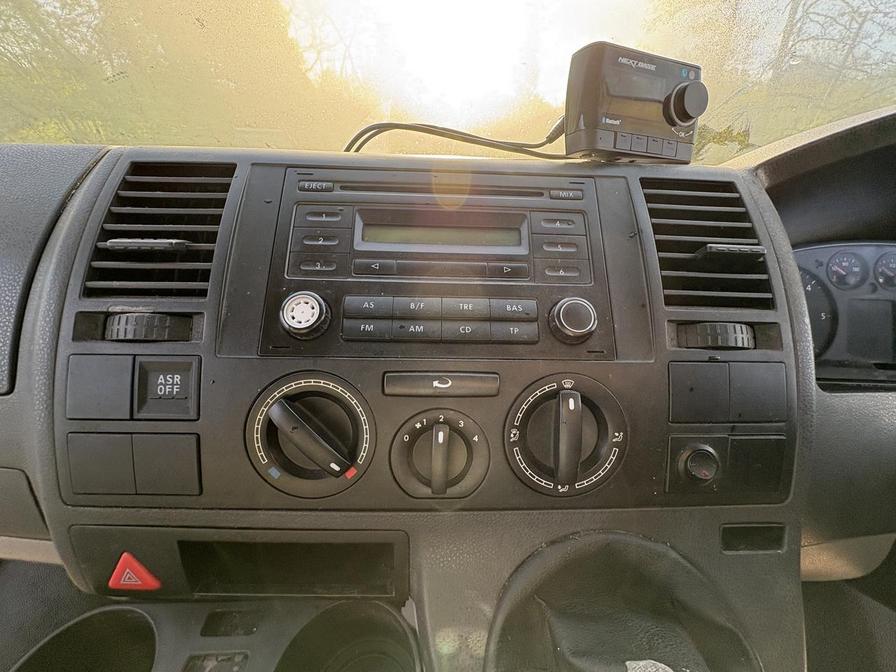 2007 Volkswagen Transporter – Model: Transporter T28 102 TDI SWB – YY07GPU