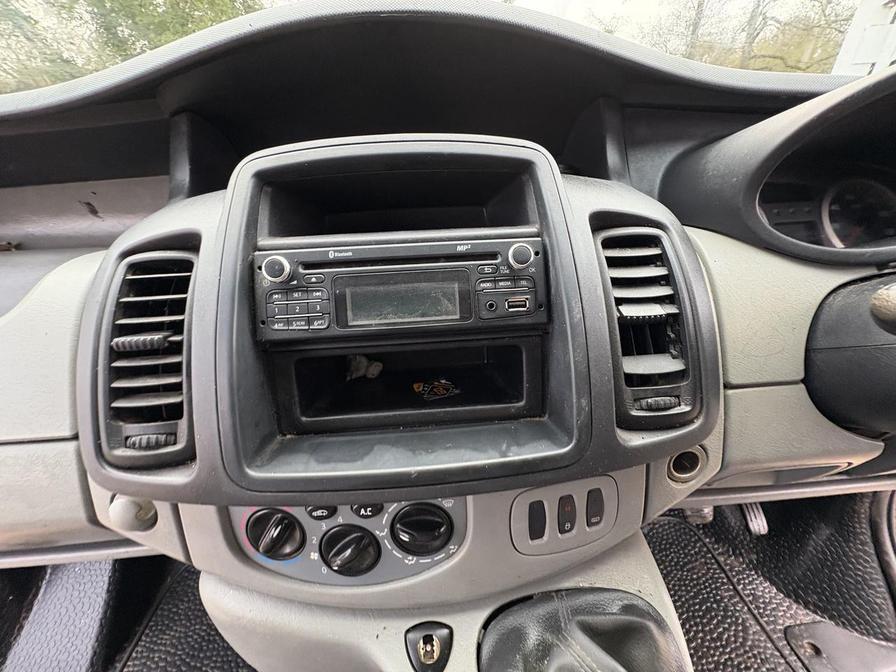 2014 Renault Trafic – Model: Trafic SL27 DCI – LC14XHJ