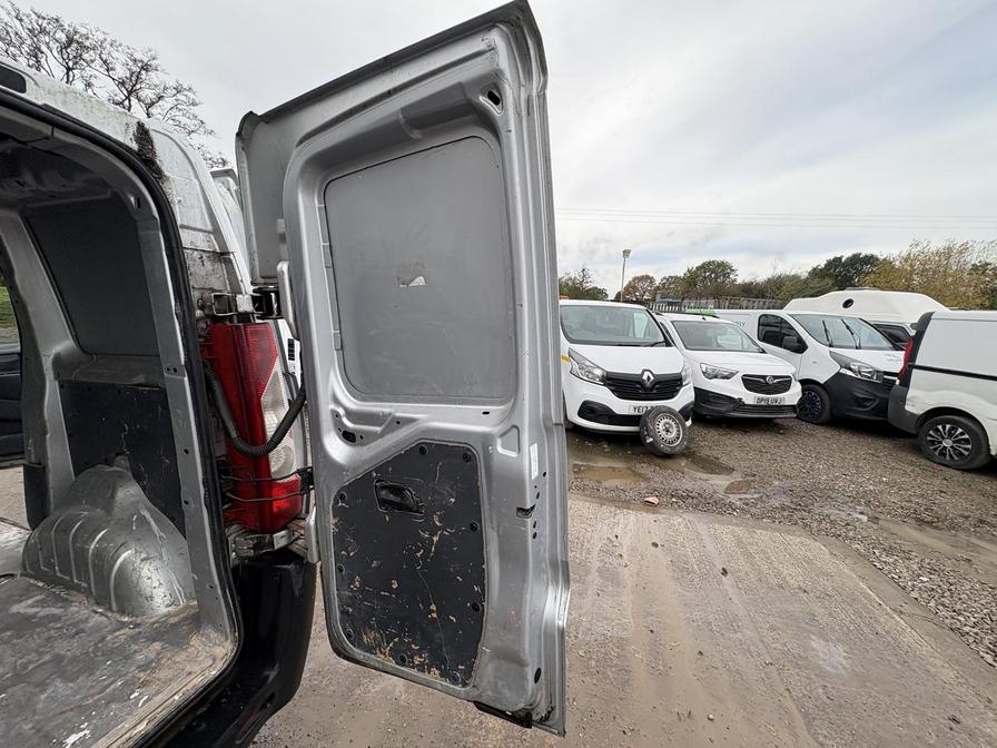 2015 Peugeot Expert – Model: Expert 1000 L1H1 Professional HDi – WK65VTA