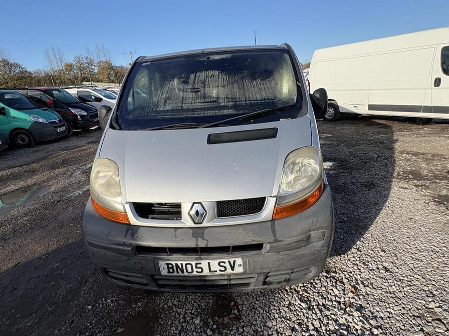 2005 Renault Trafic – Model: LL29 dCi 100 – BN05LSV
