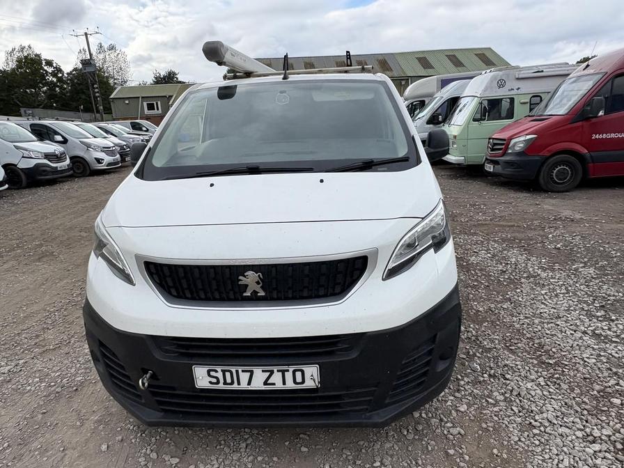2017 Peugeot Expert – Model: Expert Professional Standard Blue HDi – SD17ZTO
