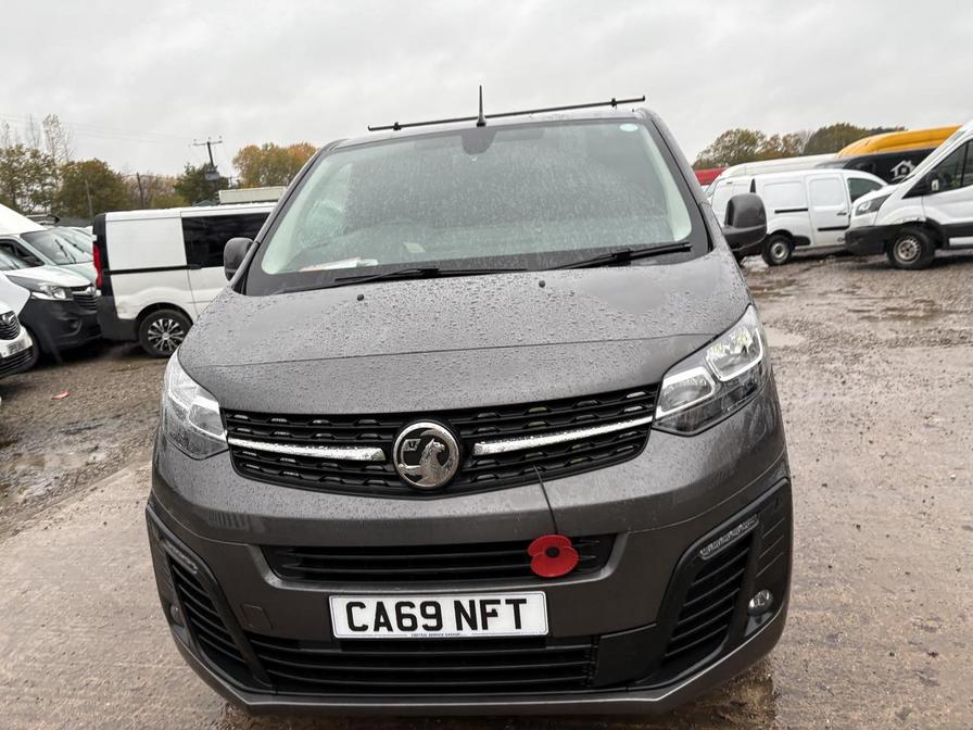 2020 Vauxhall Vivaro – Model: Vivaro 2900 Sportive S/S – CA69NFT