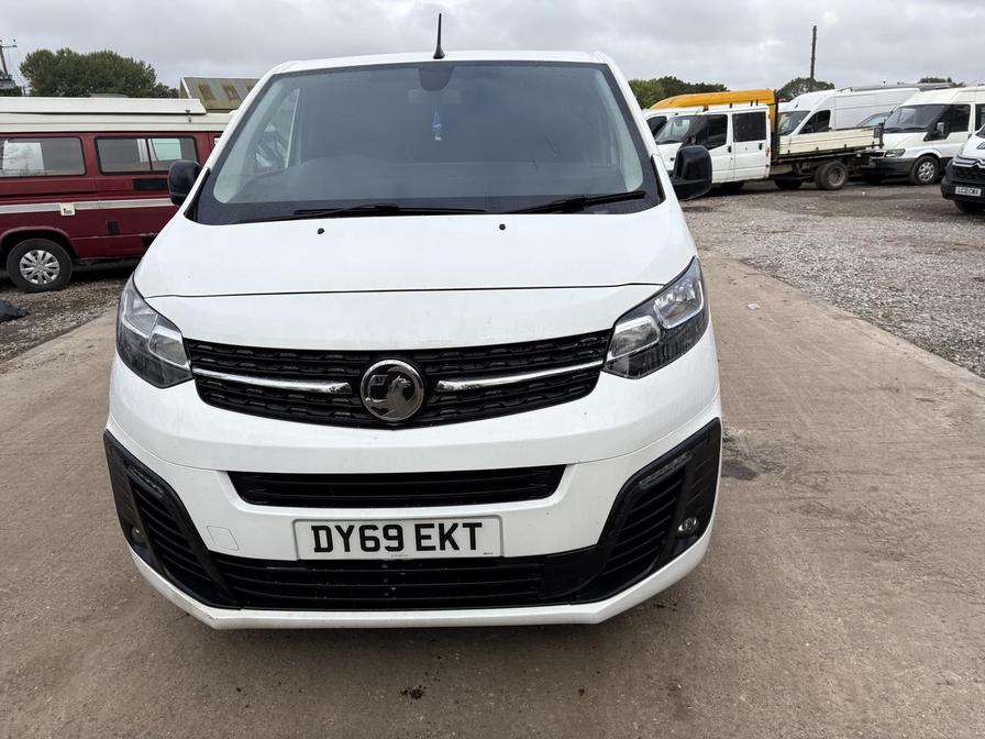 2019 Vauxhall Vivaro – Model: Vivaro 2900 Sportive S/S – DY69EKT