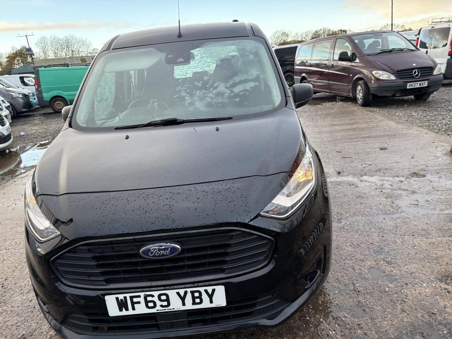 2019 Ford Tourneo Connect – Model: Tourneo Connect Zetec TDCi – WF69YBY