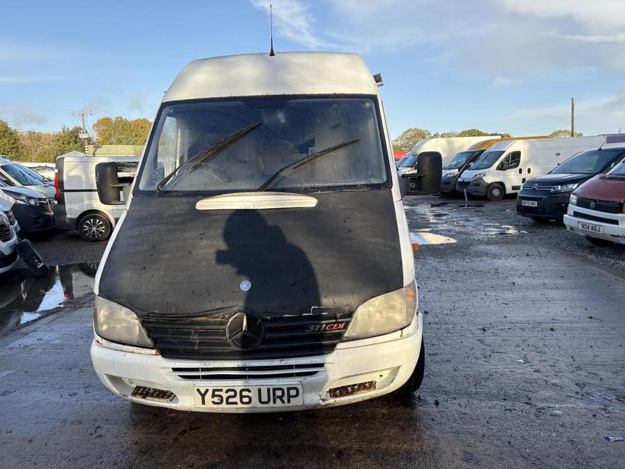 2001 Mercedes-Benz Sprinter – Model: Sprinter 311 CDI LWB – Y526URP