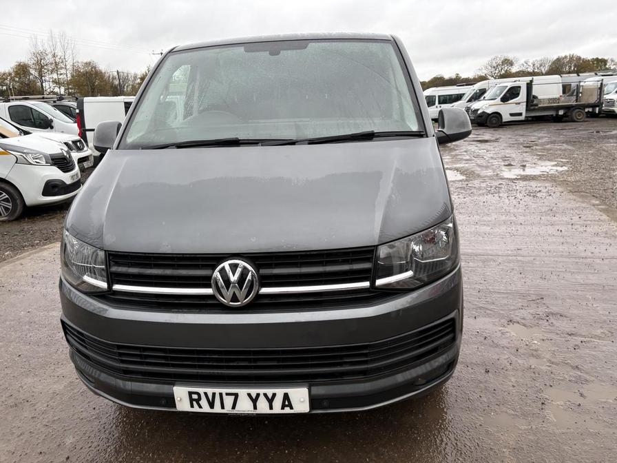 2017 Volkswagen Transporter – Model: Transporter T30 Highline TDI BlueMotion Technology Semi-Auto – RV17YYA