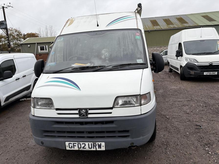 2002 Peugeot Boxer – Model: Boxer 320 LWB – GF02URW