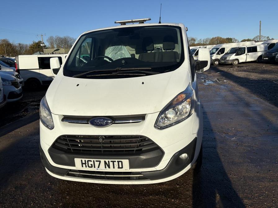 2017 Ford Transit Custom – Model: Transit Custom 270 Limited – HG17NTD