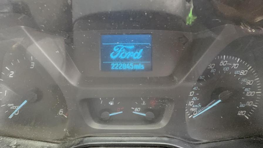 2016 Ford Transit Custom – Model: Transit Custom 270 Limited E-Tech – EO16MFV