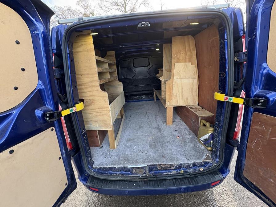 2016 Ford Transit Custom – Model: Transit Custom 290 Limited – LJ66VBD