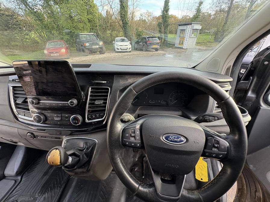 2020 Ford Transit Custom – Model: Transit Custom 300 Limited EcoBlue – MJ70PXH