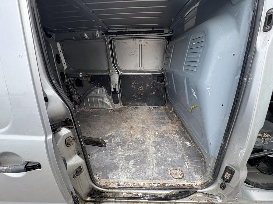 2015 Peugeot Expert – Model: Expert 1000 L1H1 Professional HDi – WK65VTA