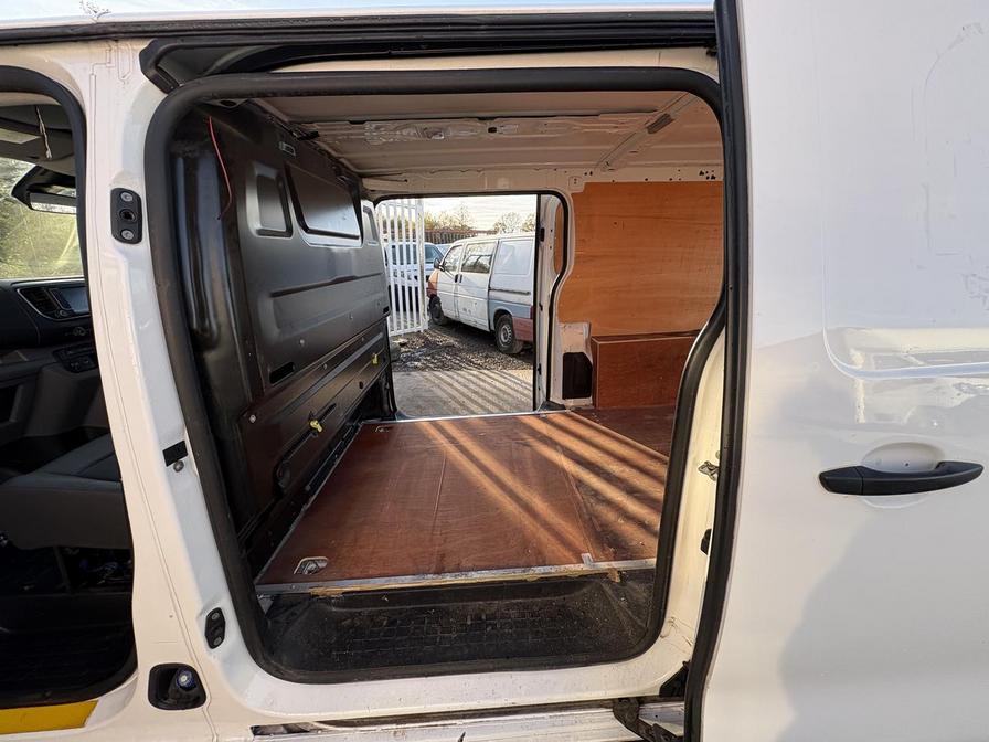 2021 Citroen Dispatch – Model: Dispatch 1400 Enterprise Blue HDi S/S – MD21KYR